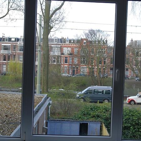 Bed & Breakfast Obrechtstraat Хага Екстериор снимка